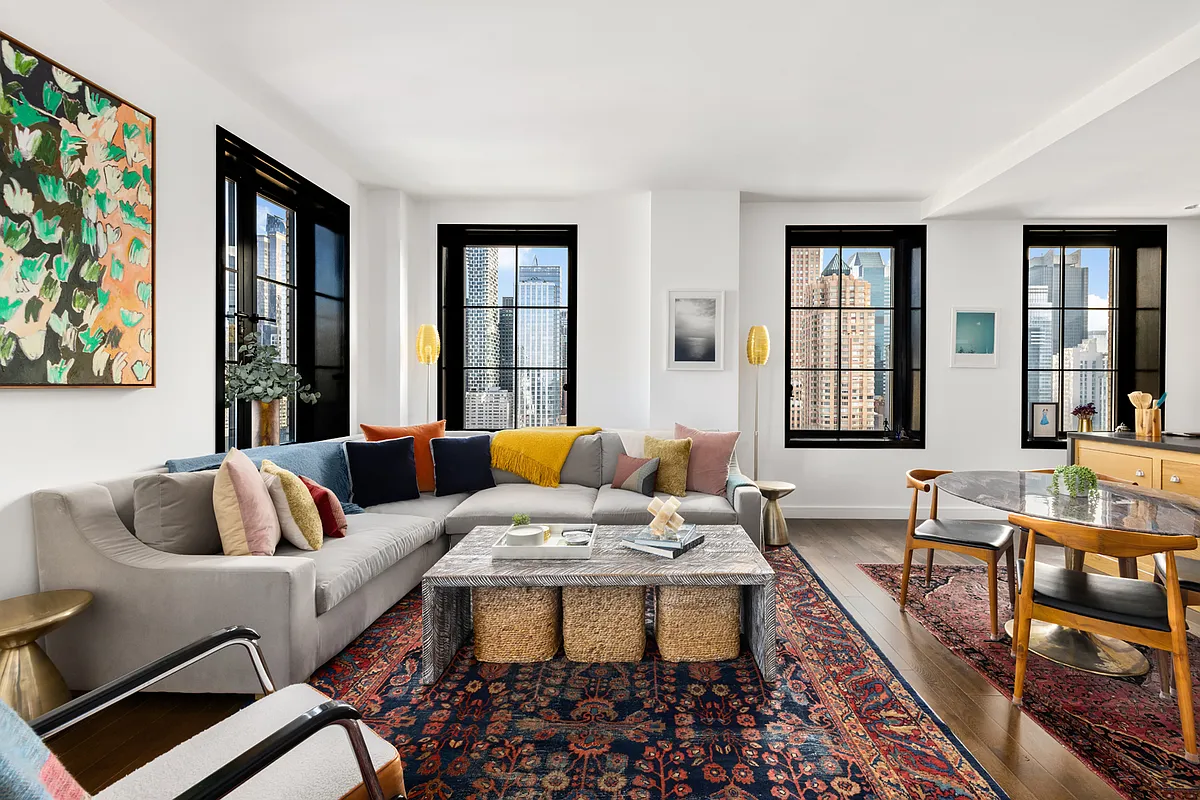 425 West 50th St Unit PHC  