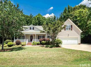 5517 Spence Plantation Ln, Holly Springs, NC 27540