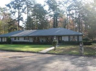 1204 Forest Acres Cir, Texarkana, AR 71854