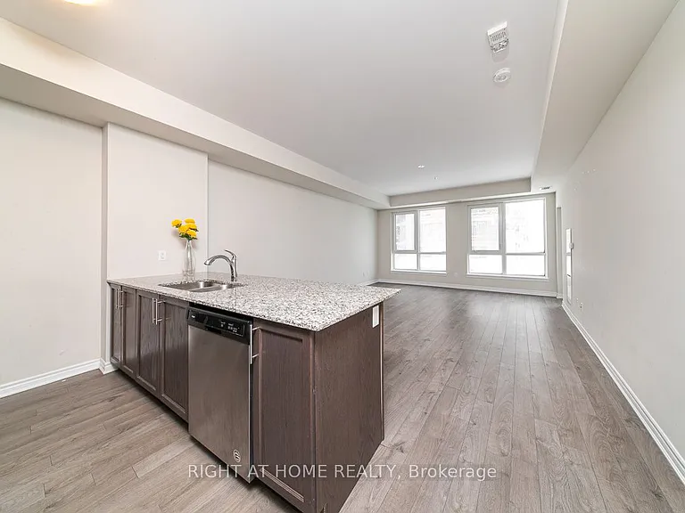 150 Oak Park Blvd #204 — Photo 7