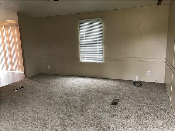 4th image of 5929 Vinery Ln