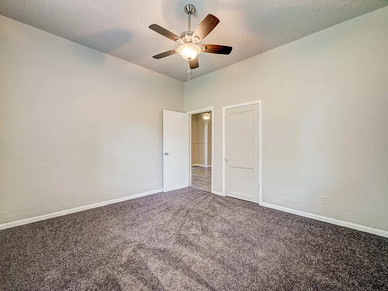 SE Bedroom