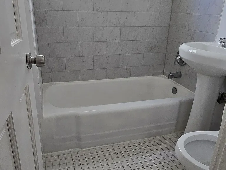 31 Sheffield St #1 — Photo 8