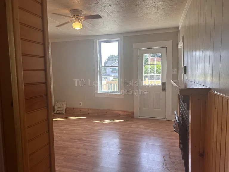 614 Hart St #614 — Photo 12