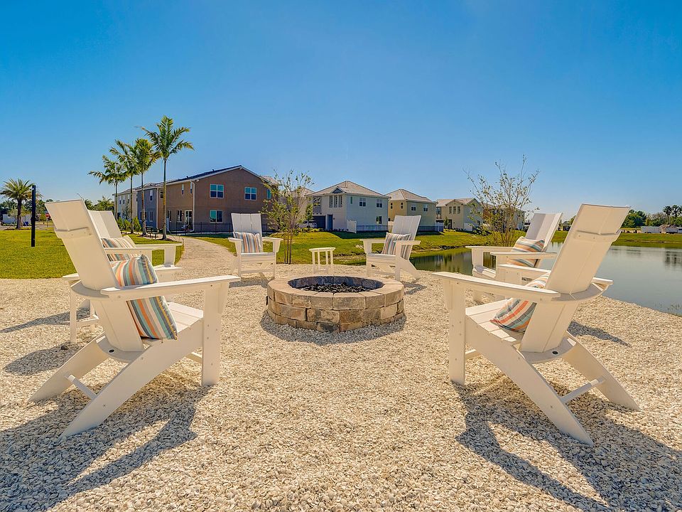2nd image of 12475 Cades Bay Cir