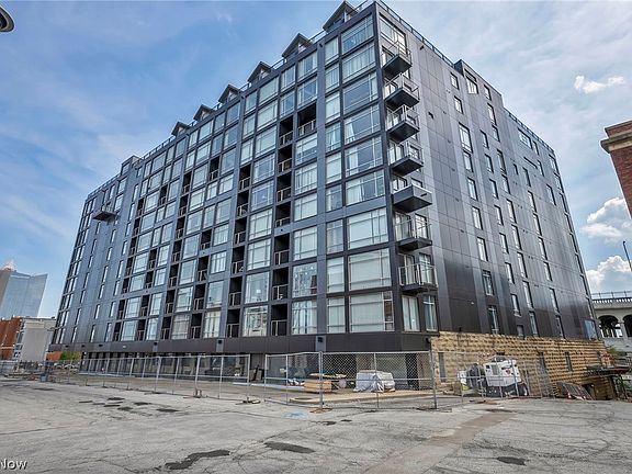 2nd image of 2222 Detroit Ave APT 504