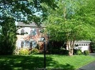 20717 Woodthrush Ct, Sterling, VA 20165