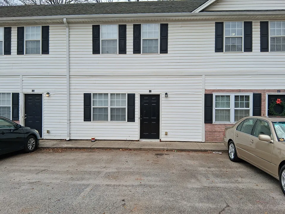 209 E Wilson St #29-1