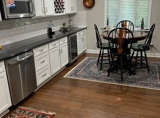 1725 Chestnut Glen Way, High Point, NC 27262