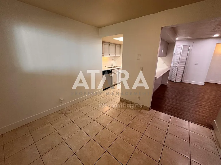 2141 S 2060 E — Photo 10