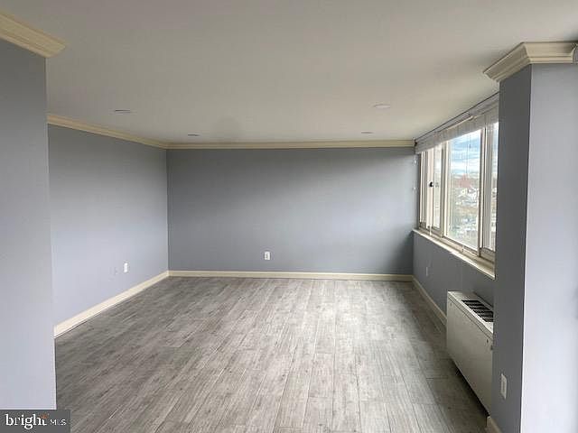 1st image of 4520 King St APT 807