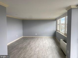 4520 King St APT 807, Alexandria, VA 22302