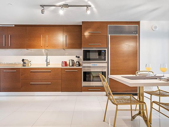 5th image of 485 Brickell Ave APT 4511