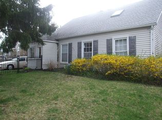 148 Whitman Rd, Yonkers, NY 10710