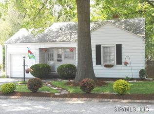 804 Herbert St, Alton, IL 62002