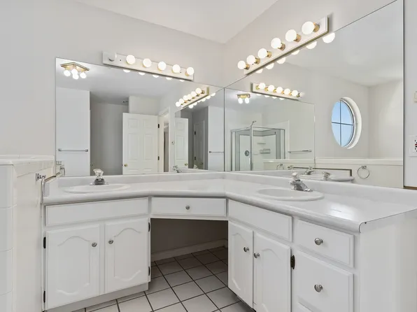 3666 S Pearblossom Cir, Millcreek, UT 84109