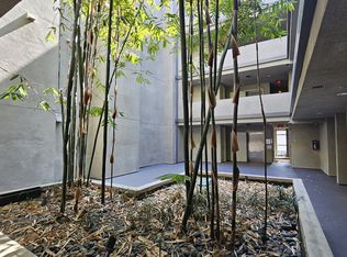 1842 Purdue Avenue, Los Angeles, CA 90025