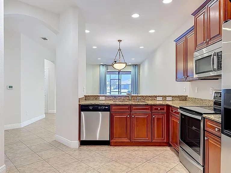 206 Shell Falls Dr — Photo 4