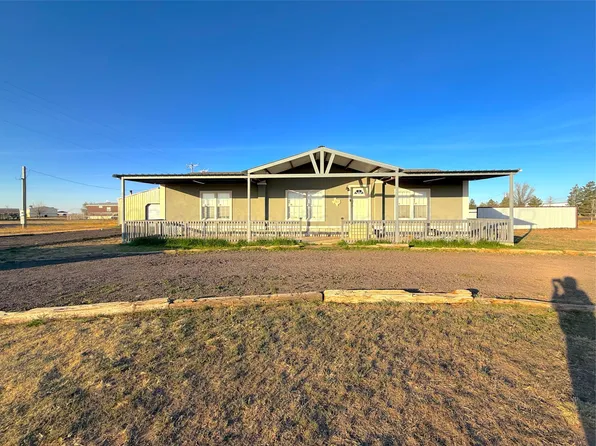 100 Bear Ln, Dumas, TX 79029