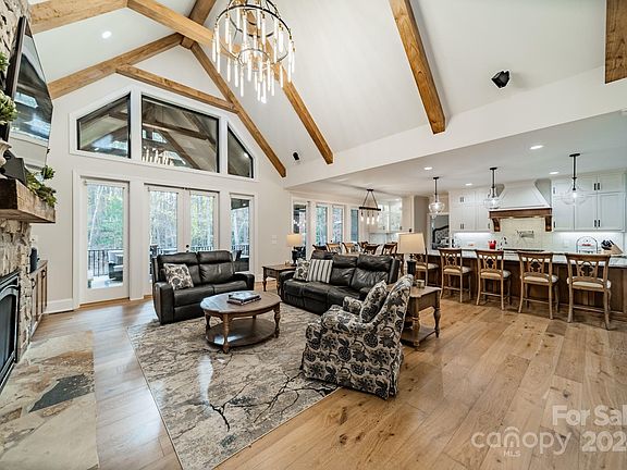 4th image of 7978 Silver Jade Ln