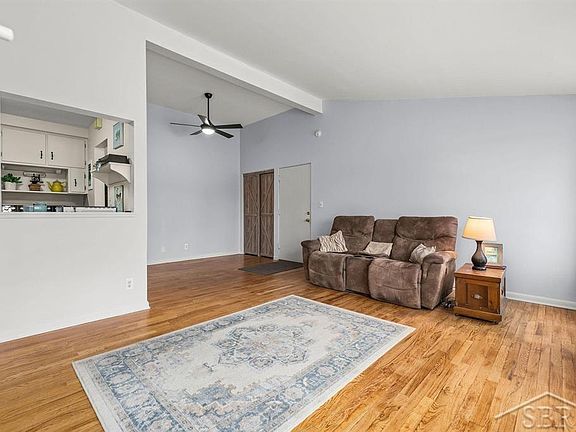 3rd image of 2405 Damman Dr APT 201