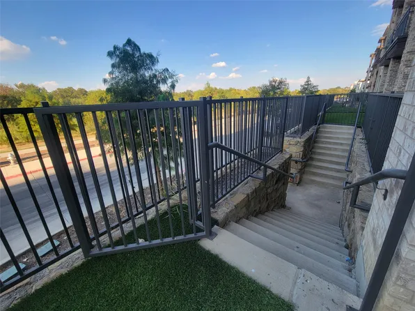 2700 Old Denton Rd Unit 1032, Carrollton, TX 75007