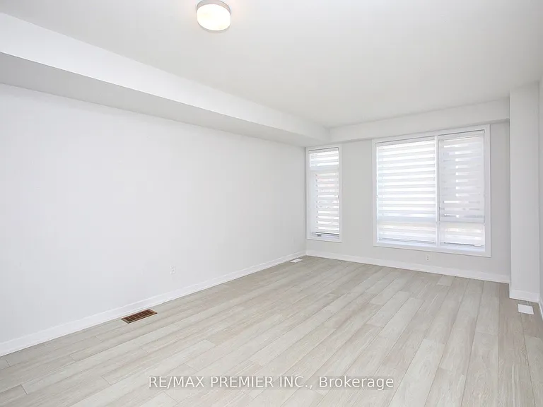 73 Akil Thomas Gdns — Photo 9