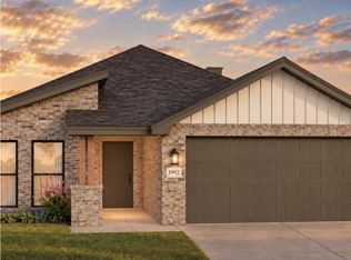 904 E 34th St, Wolfforth, TX 79382