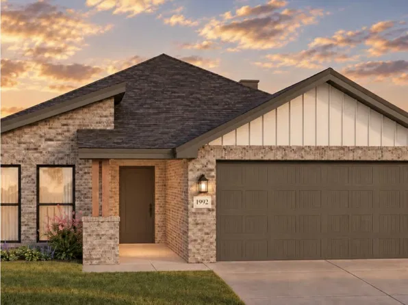 904 E 34th St, Wolfforth, TX 79382