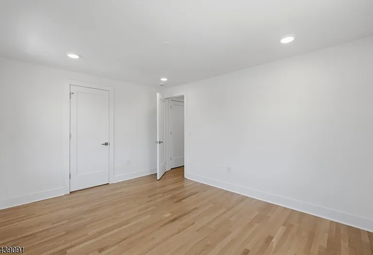 116 Valley St #2 — Photo 15