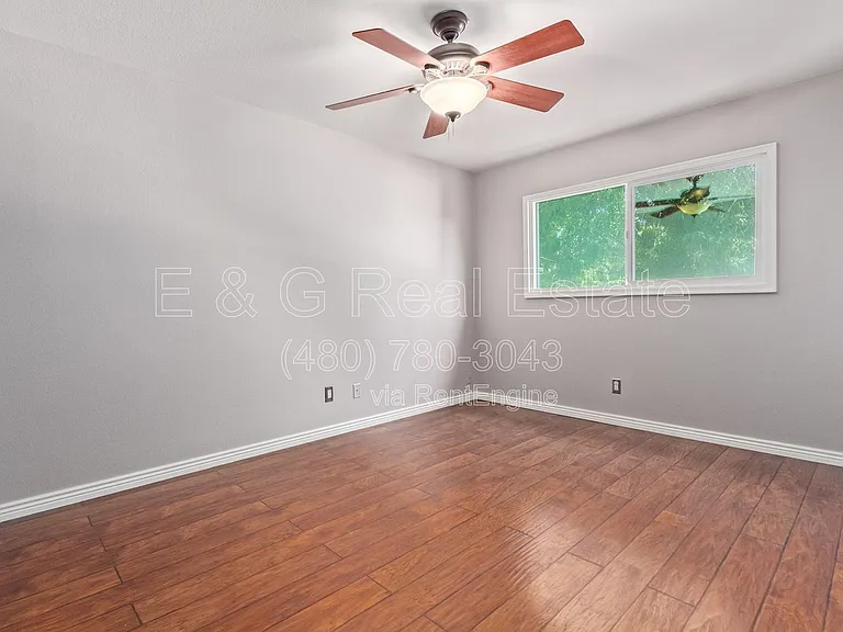 1640 E La Jolla Dr — Photo 22