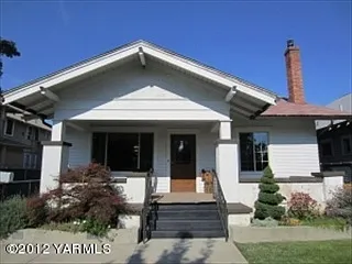 604 S 6th Ave photo 1