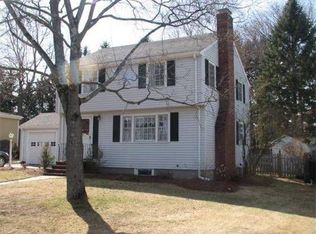 5 Dianne Rd, Stoneham, MA 02180