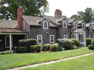 716 Ridgefield Rd, Wilton, CT 06897