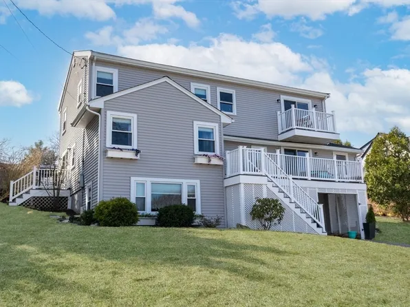 32 Governor Long Rd, Hingham, MA 02043