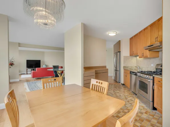 7004 Blvd East image 12 of 39