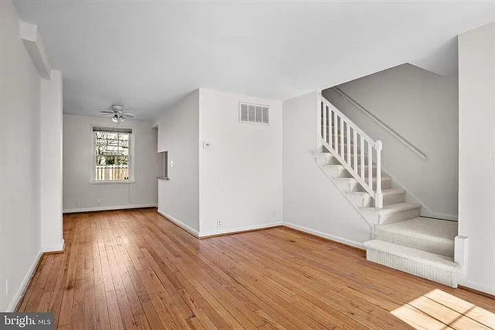 3305 S Wakefield St #A — Photo 12