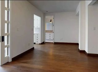 885 10th Ave #2R, New York, NY 10019