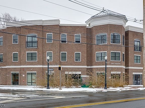 2nd image of 501 South Ave #308
