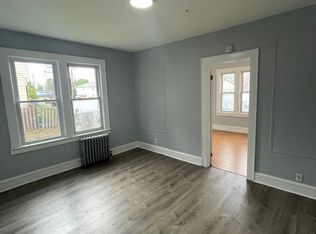 122 Prospect St #C, Roselle, NJ 07203