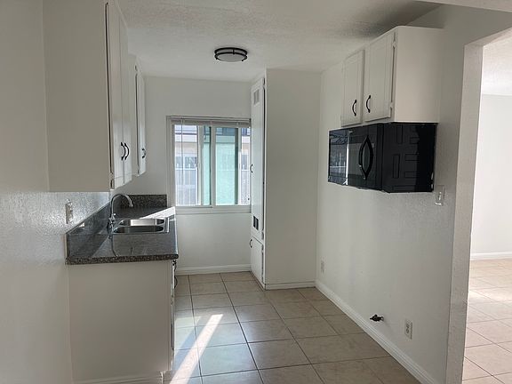 2nd image of 10226 Woodworth Ave APT 1