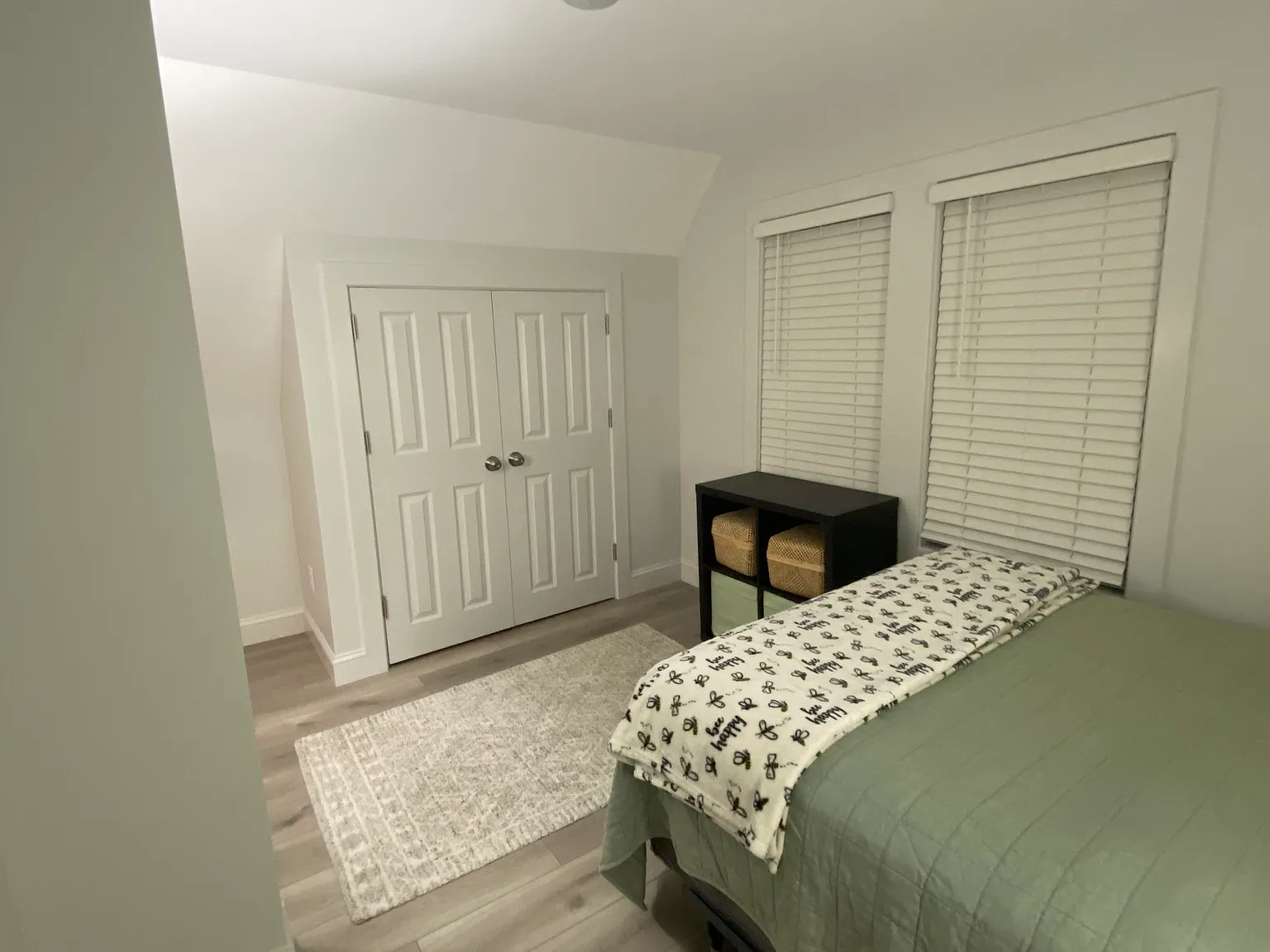 1 bed, 1.5 bath, 900 sqft, $1,950 — Photo 3