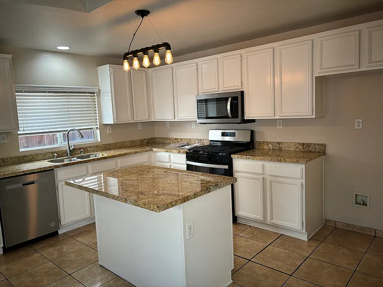 26249 Douglass Union Ln — Photo 11