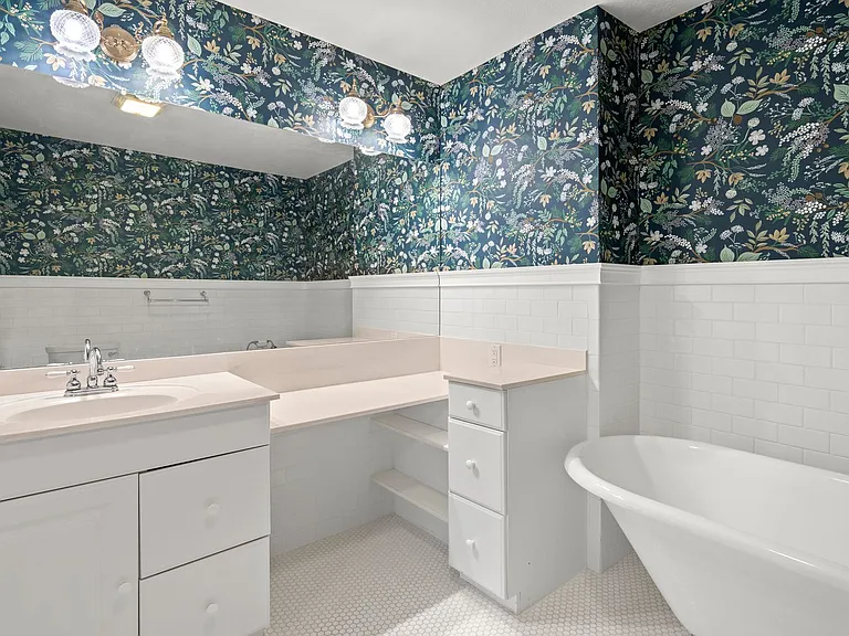 119 W Chippendale Dr — Photo 31