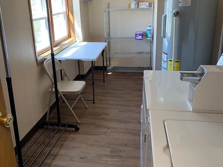116 W Main St #B — Photo 10