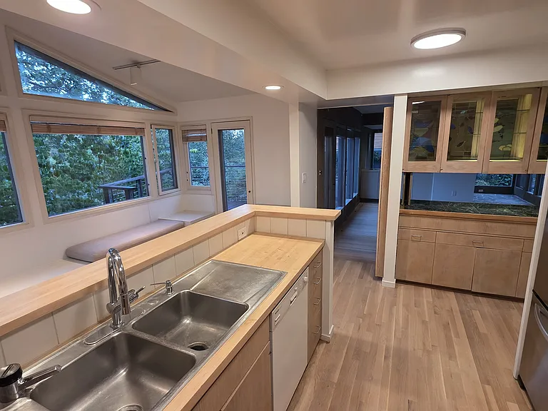 237 N Almenar Dr — Photo 11