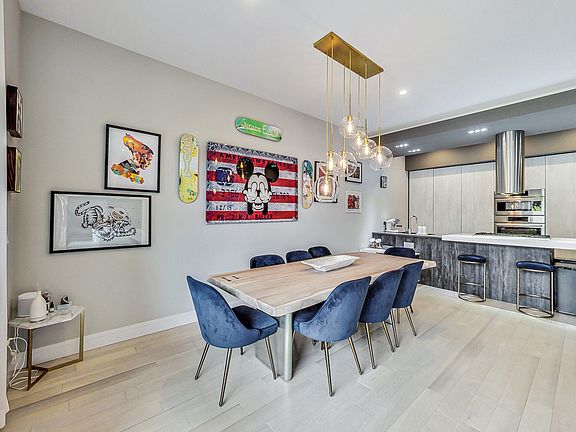 3rd image of 845 N California Ave #3
