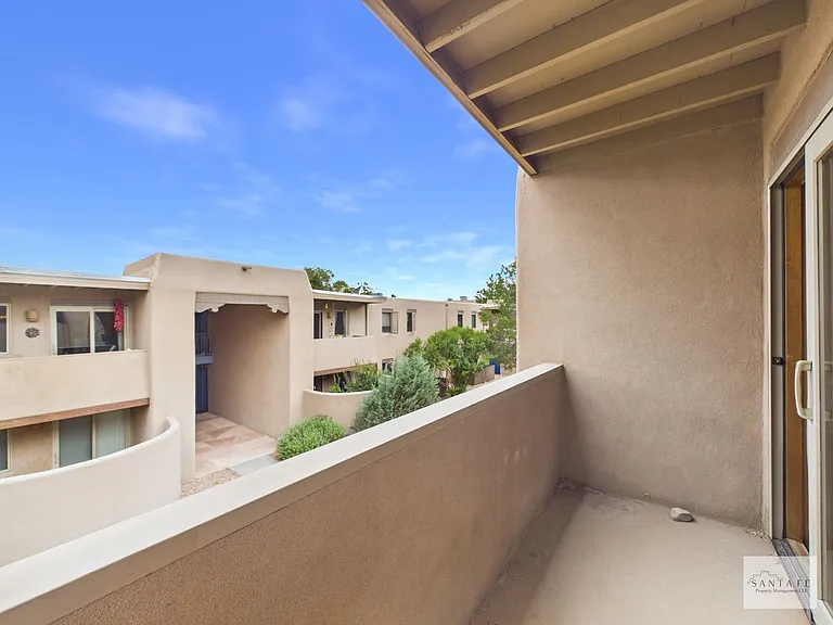 601 W San Mateo Rd #70 — Photo 26