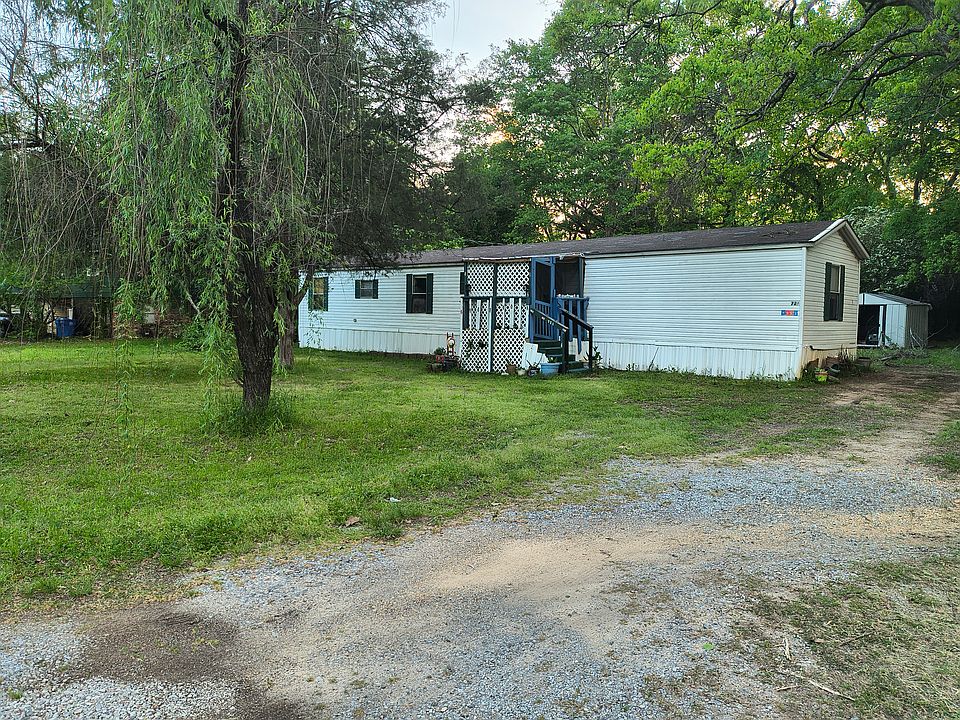 1st image of 721 Hillcrest Dr