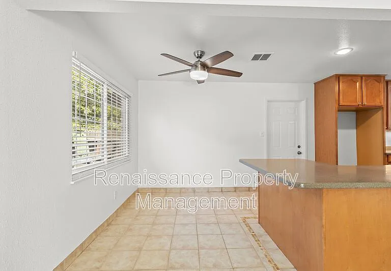 5619 N El Dorado St — Photo 11